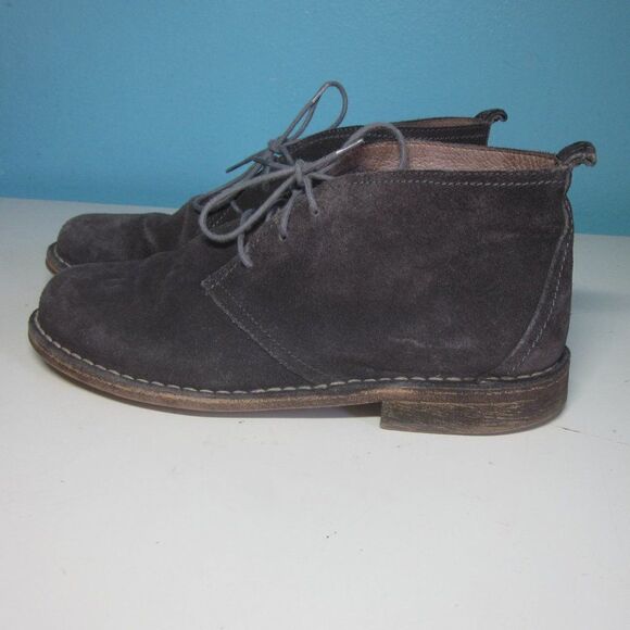 Eric Michael Gray Suede Lace Up Booties Size 37 / 6.5 - Picture 1 of 12